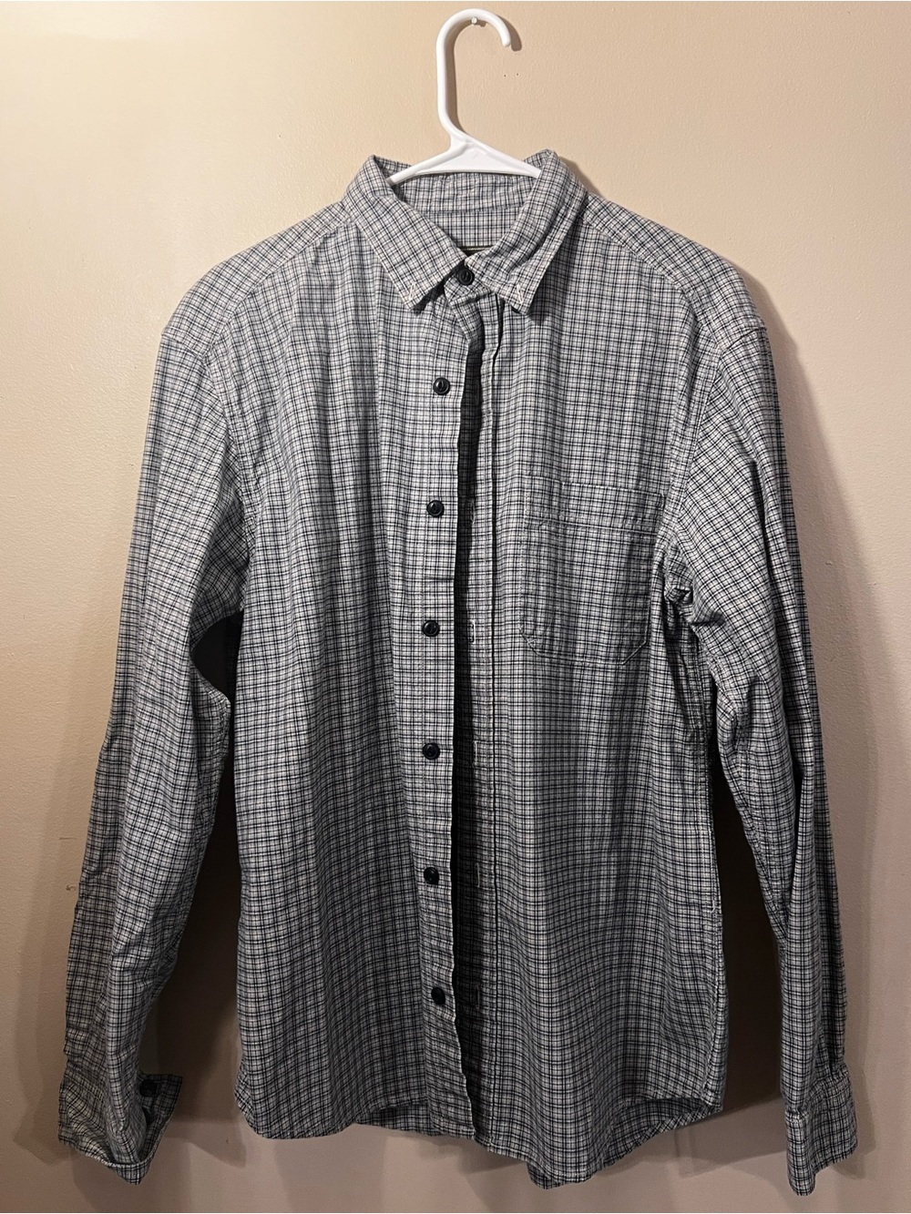 Eddie Bauer Gray Plaid Long-Sleeve Button-Down Shirt